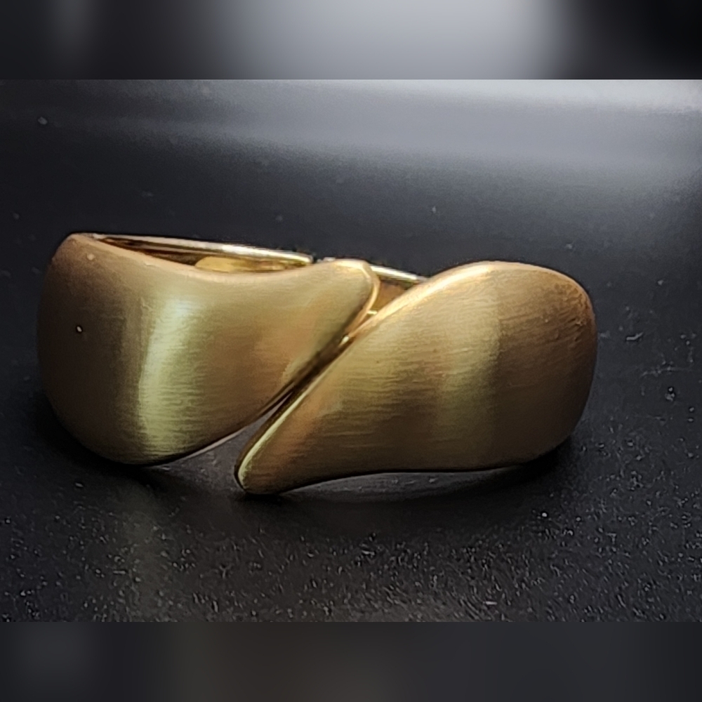 Gold Women's Bracelet